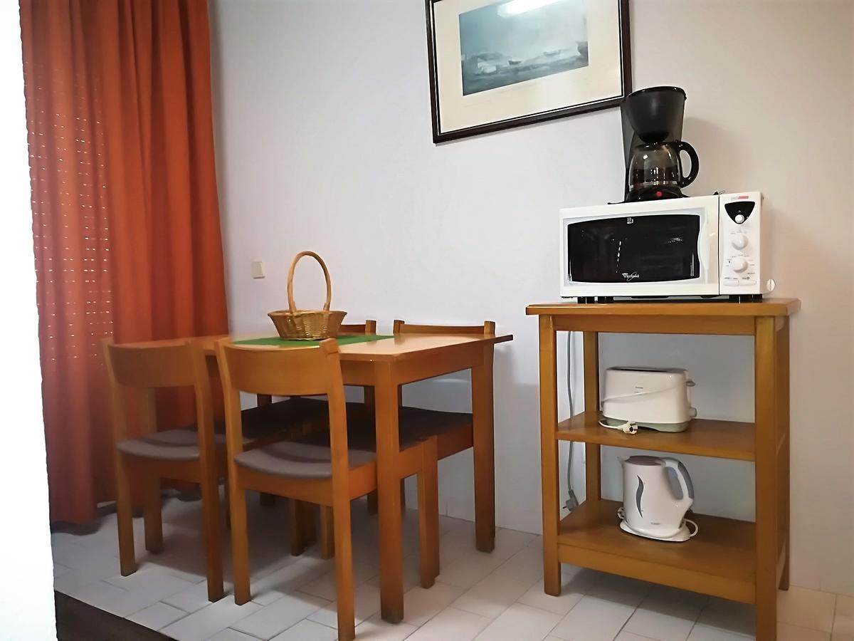 Apartamentos Turisticos Lindomar Armação de Pêra Extérieur photo