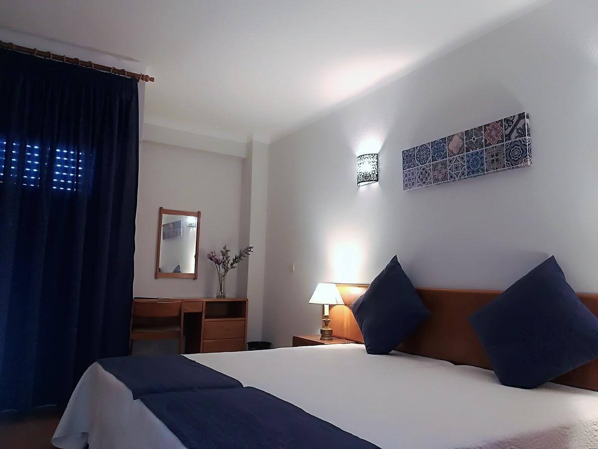 Apartamentos Turisticos Lindomar Armação de Pêra Extérieur photo