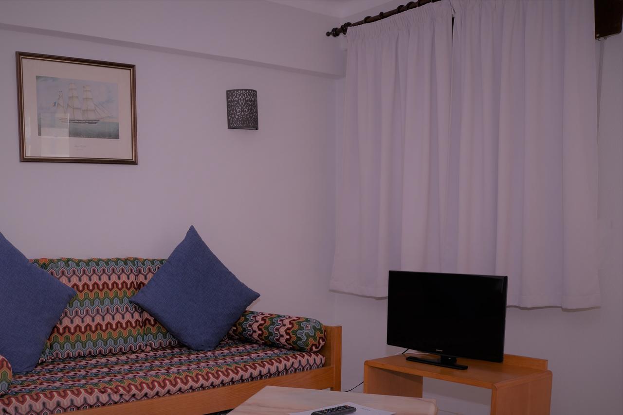 Apartamentos Turisticos Lindomar Armação de Pêra Extérieur photo