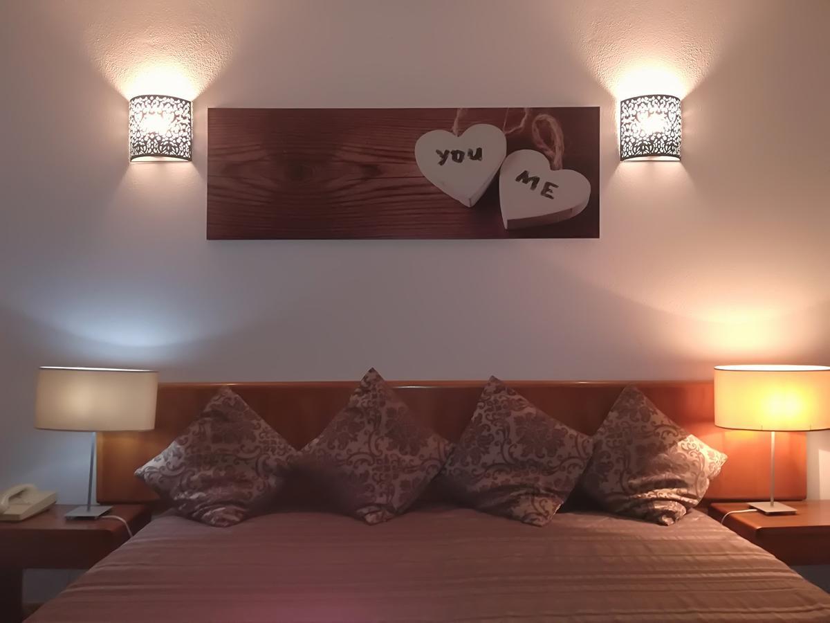Apartamentos Turisticos Lindomar Armação de Pêra Extérieur photo