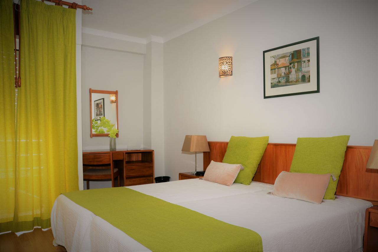 Apartamentos Turisticos Lindomar Armação de Pêra Extérieur photo