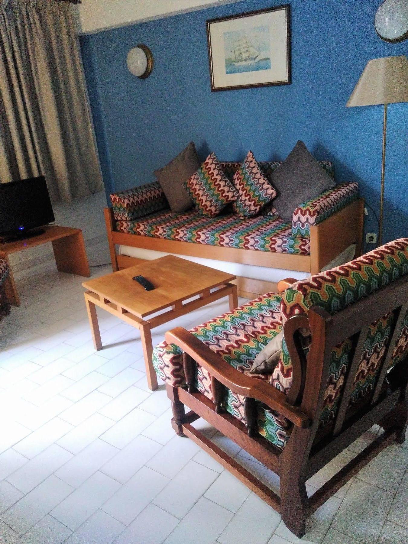 Apartamentos Turisticos Lindomar Armação de Pêra Extérieur photo